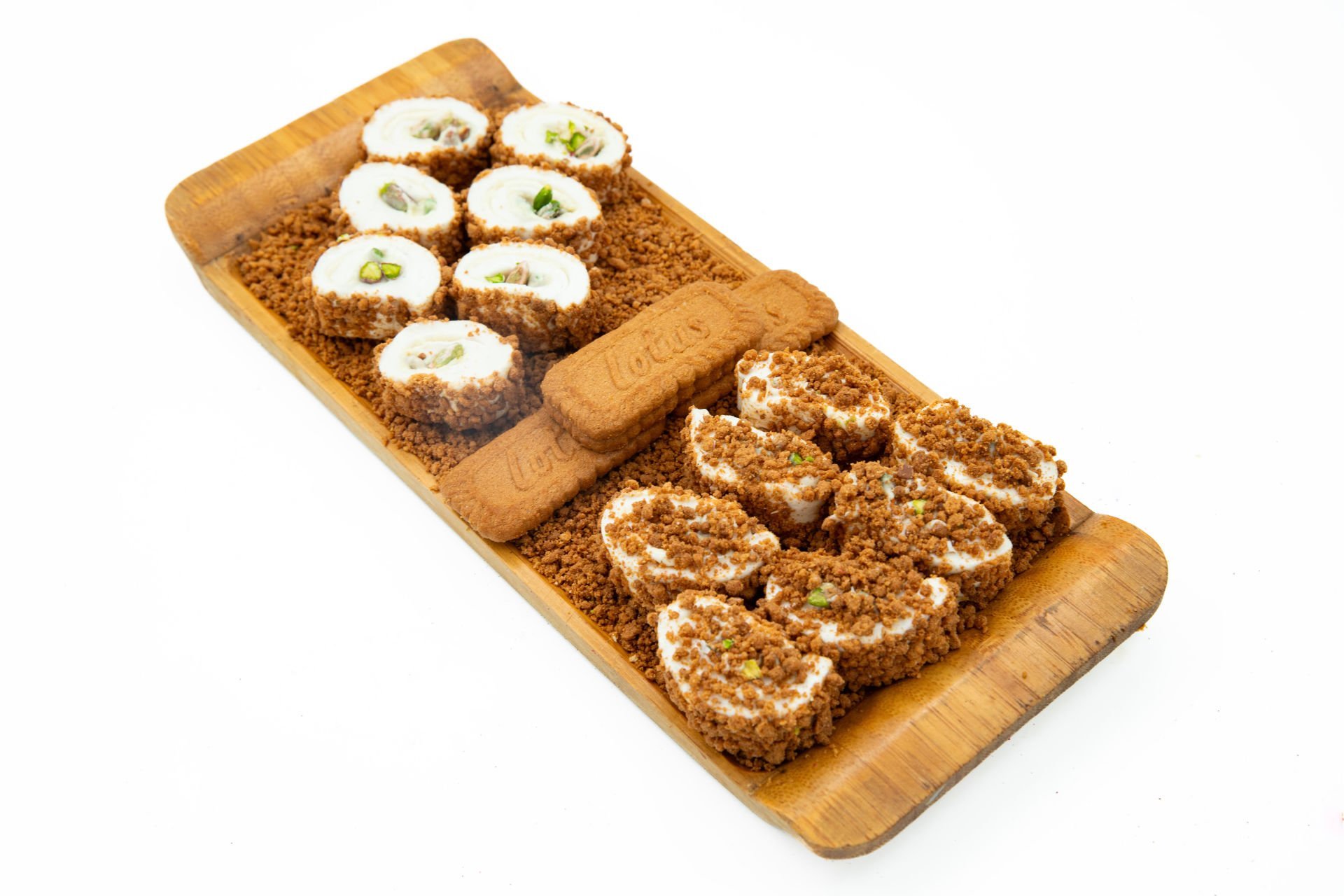 Lotuslu Beyaz Çikolatalı Antep Fıstıklı Lokum 1kg